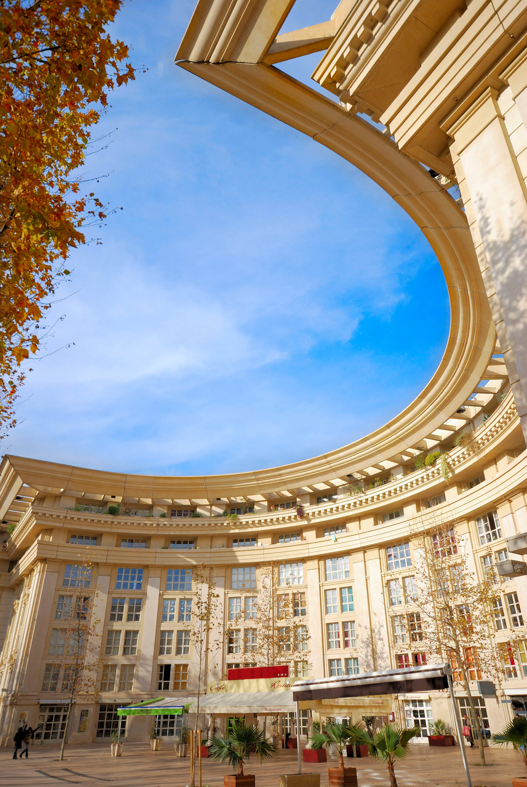 Antigone à Montpellier : un chef-d’œuvre d’architecture néoclassique au cœur de la ville